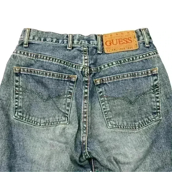 EUC GUESS Jeans Size 24 - Picture 2 of 5